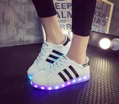 schuhe mit licht adidas|Schuhe · Neon .